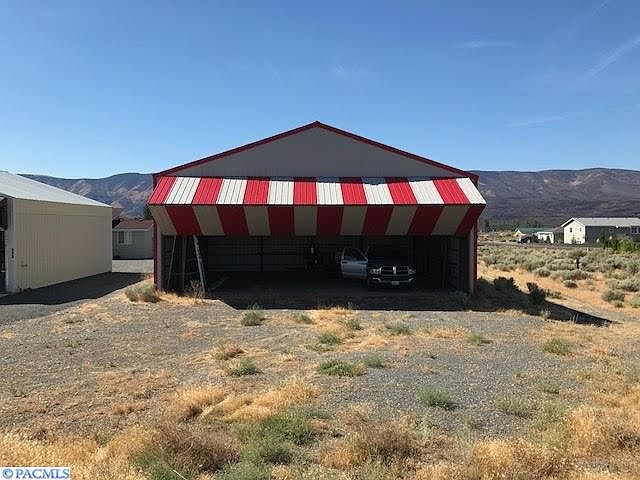 1st image of 305 Airport Way SW