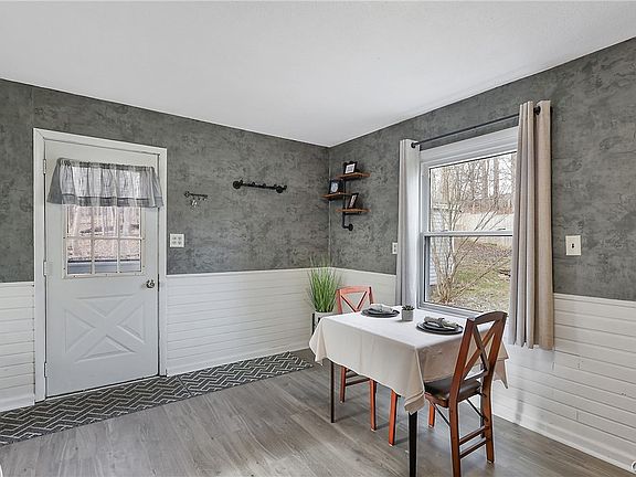 5th image of 144 Rufus Cir