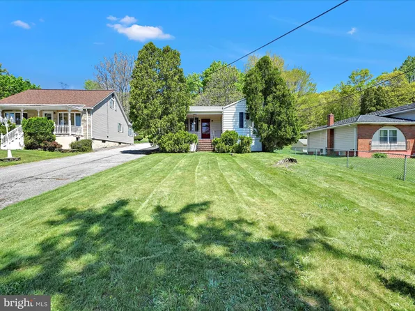 966 Fountain St, Ashland, PA 17921