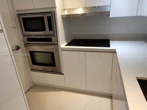 1200 West Ave Penthouse 18, Miami Beach, FL 33139