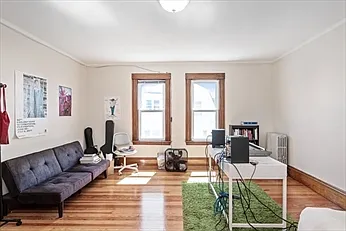23 Wisconsin Ave #2L — Photo 3