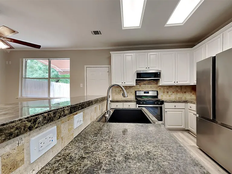 6406 Encenada Green Trl — Photo 5