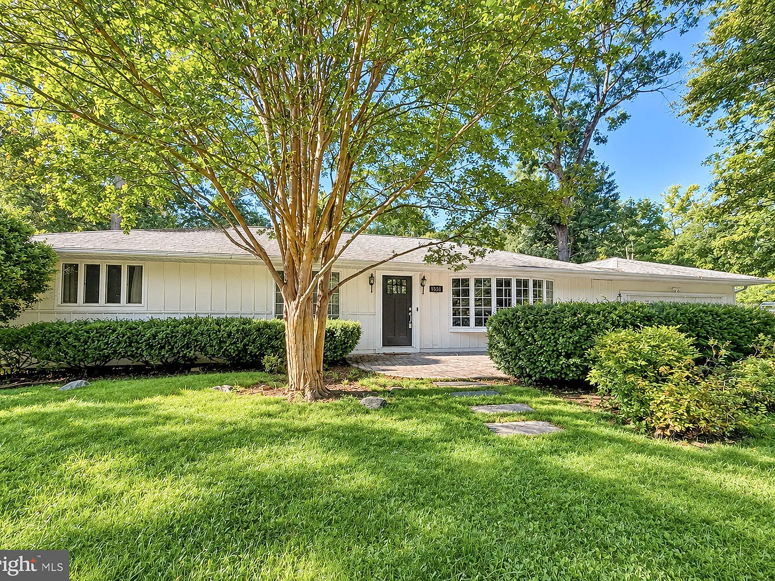 2 bed, 2.0 bath, 1280 sqft, $2,700 — Photo 3