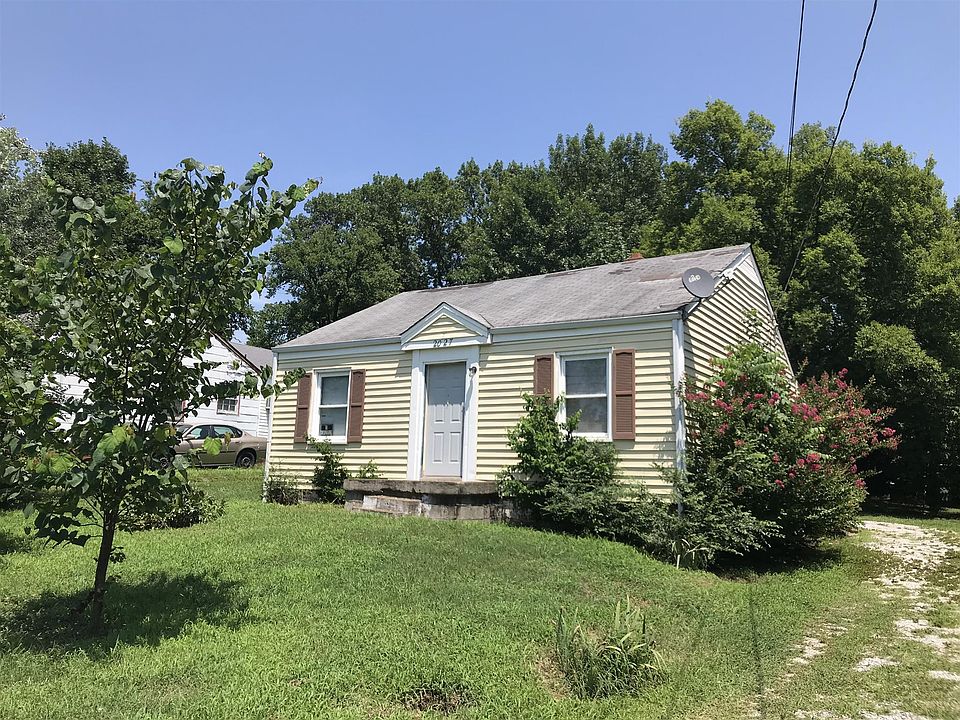 1st image of 2027 Oakwood Ave