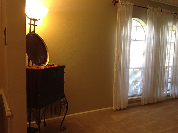 4th image of 4308 Balboa Dr