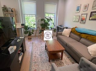 1639 W Huron St #3F, Chicago, IL 60622