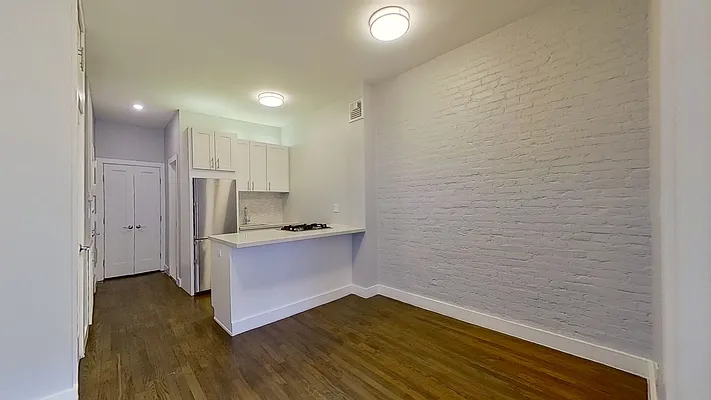 Rented by Compass | media 29