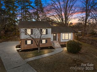 5324 Cheval Pl, Charlotte, NC 28205