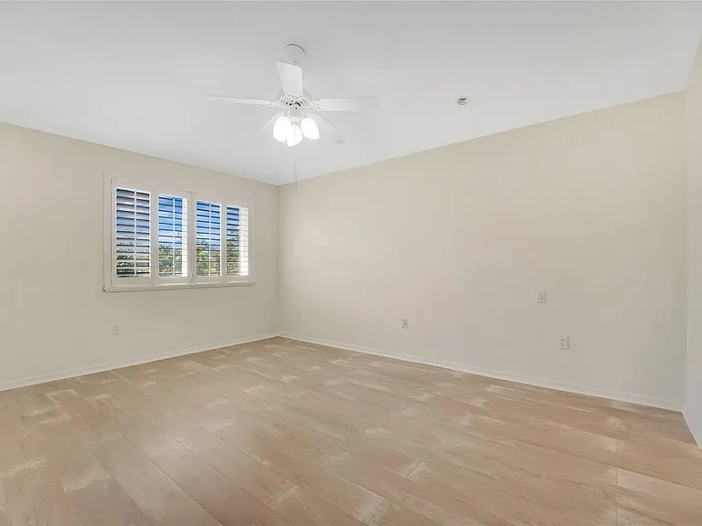 1840 Sweetbay Way — Photo 30