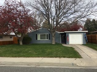 404 64th St, Fairfield, AL 35064