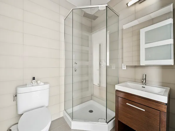 148 East 19th Street 4B image 8 of 8