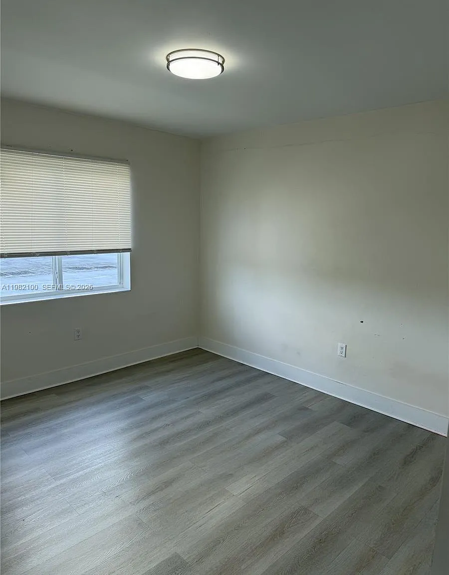 3 bed, 2.0 bath, $2,500 — Photo 4