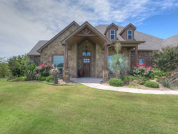 215 Timberland Lane-39.jpg