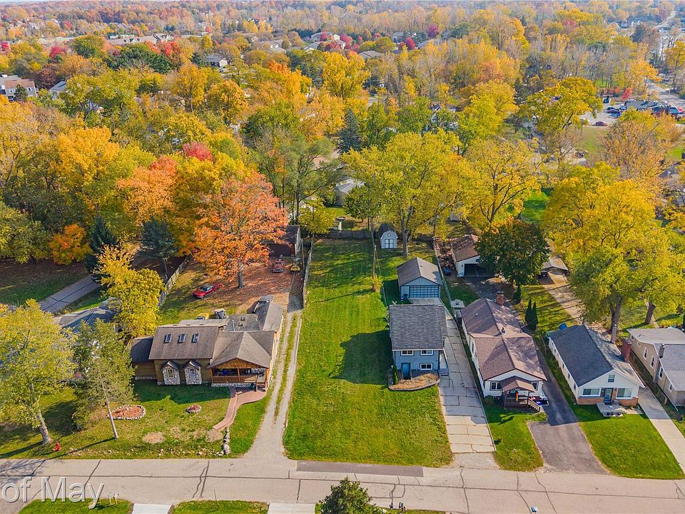 138 Welfare Blvd, photo 12