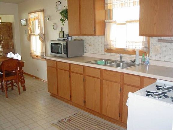 5th image of 23011 W Lake Shore Dr