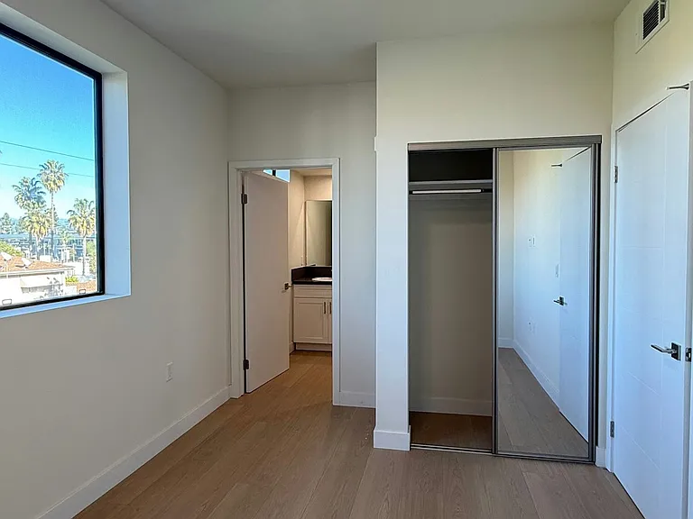 14535 W Weddington St #1BD E-MODEL — Photo 12