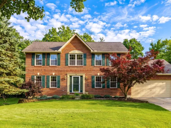 1466 Elmbrooke Ct, Amelia, OH 45102