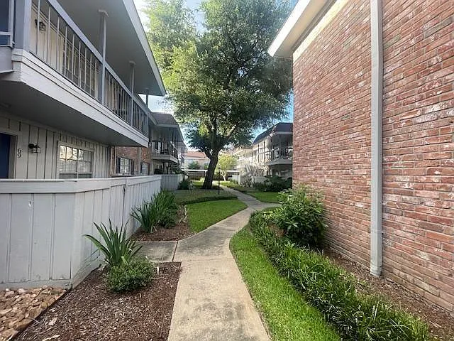 2350 Bering Dr #72 — Photo 25