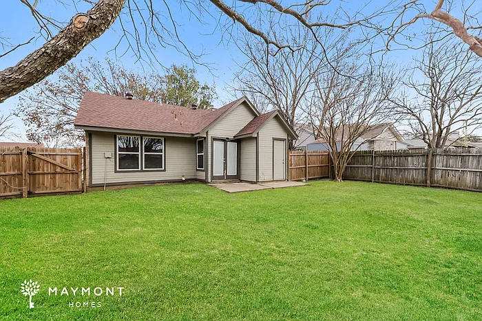 2709 Lexington St — Photo 14