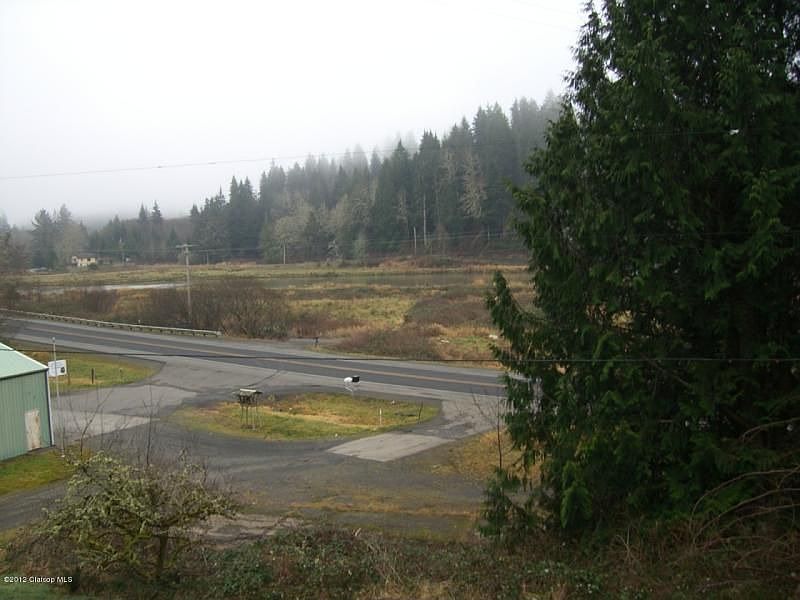 2nd image of 38883 Highway 30