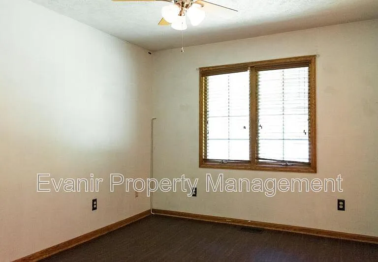 113 Brittany Ln — Photo 27