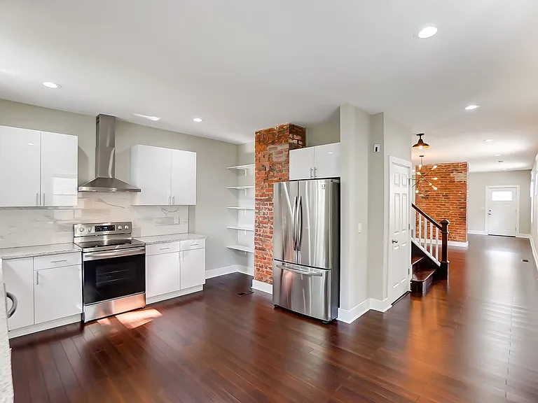 5107 Marion Ave — Photo 16