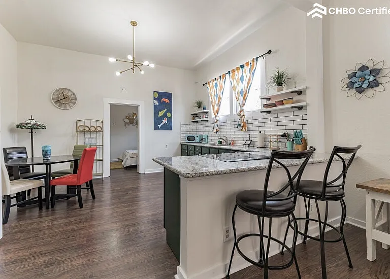 118 Glorietta — Photo 11