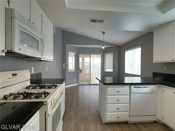 2nd image of 1217 Coral Isle Way