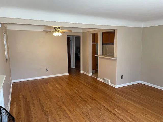 208 Catalpa Dr — Photo 4