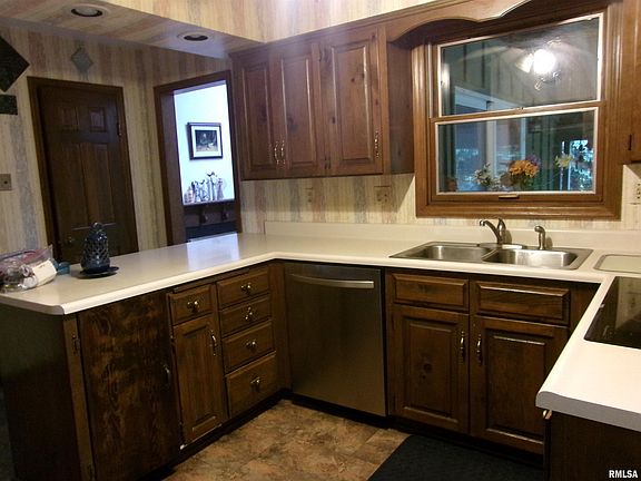 5th image of 2907 W Winterberry Ln