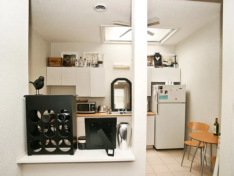 704 N 3rd St #3 — Photo 5