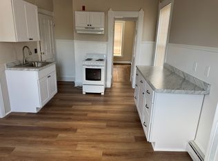 237 Branch St #6, Lowell, MA 01851