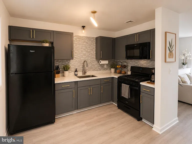 7 Tipton Dr — Photo 14