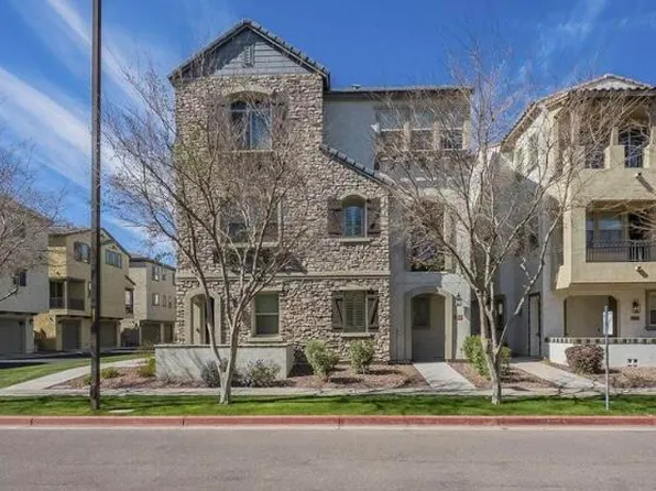 2673 S BALSAM Drive, Gilbert, AZ 85295