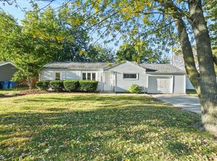 2325 University St, Crest Hill, IL 60403