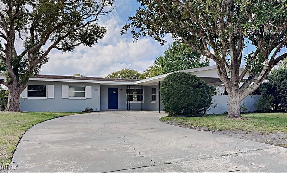 1st image of 427 Ellendale Dr
