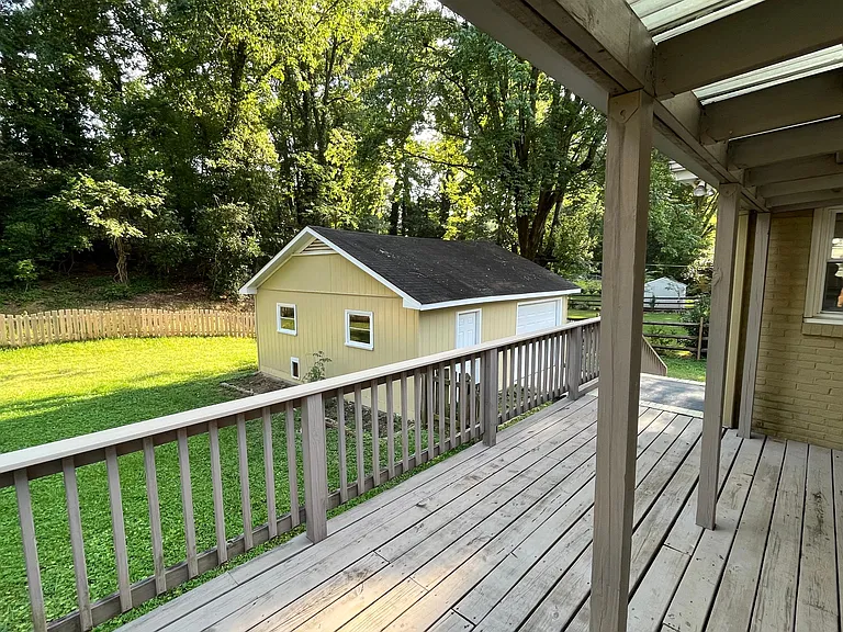 3920 Chandworth Rd — Photo 22