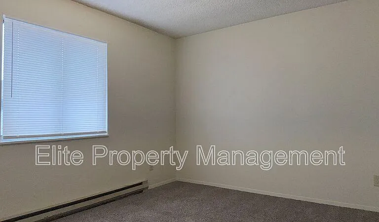 25 Royal Crest Dr #A — Photo 11