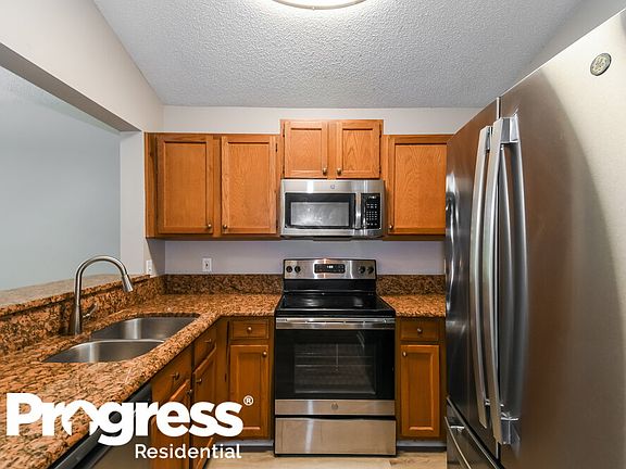 5th image of 12655 Ashmore Green Dr N
