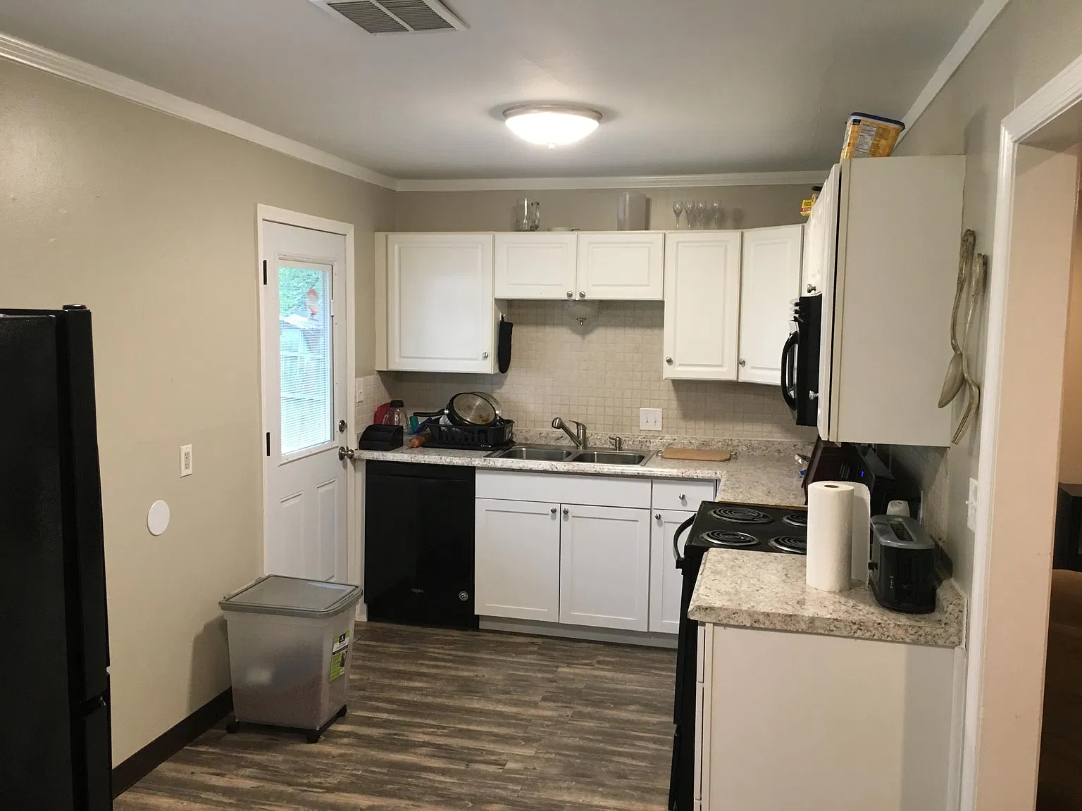 1414 Corinne Dr — Photo 4