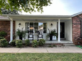 305 Elmer Dr, Morgantown, KY 42261