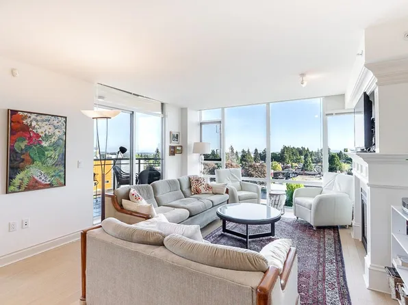 15445 Vine Ave #603, White Rock, BC V4B 2T3