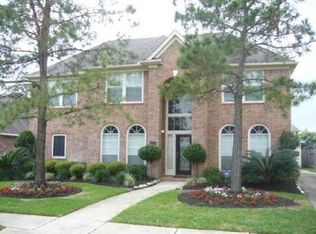 12723 Canterbury Dr, Houston, TX 77014