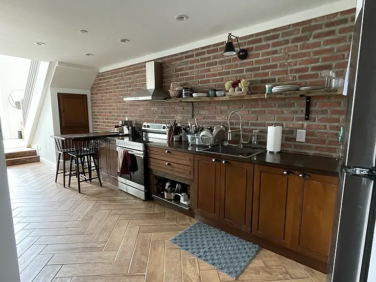 15 W River St #3C — Photo 5