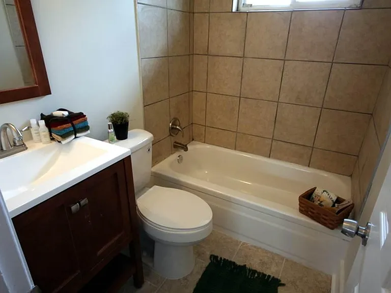 332 Cleveland St #2 — Photo 4