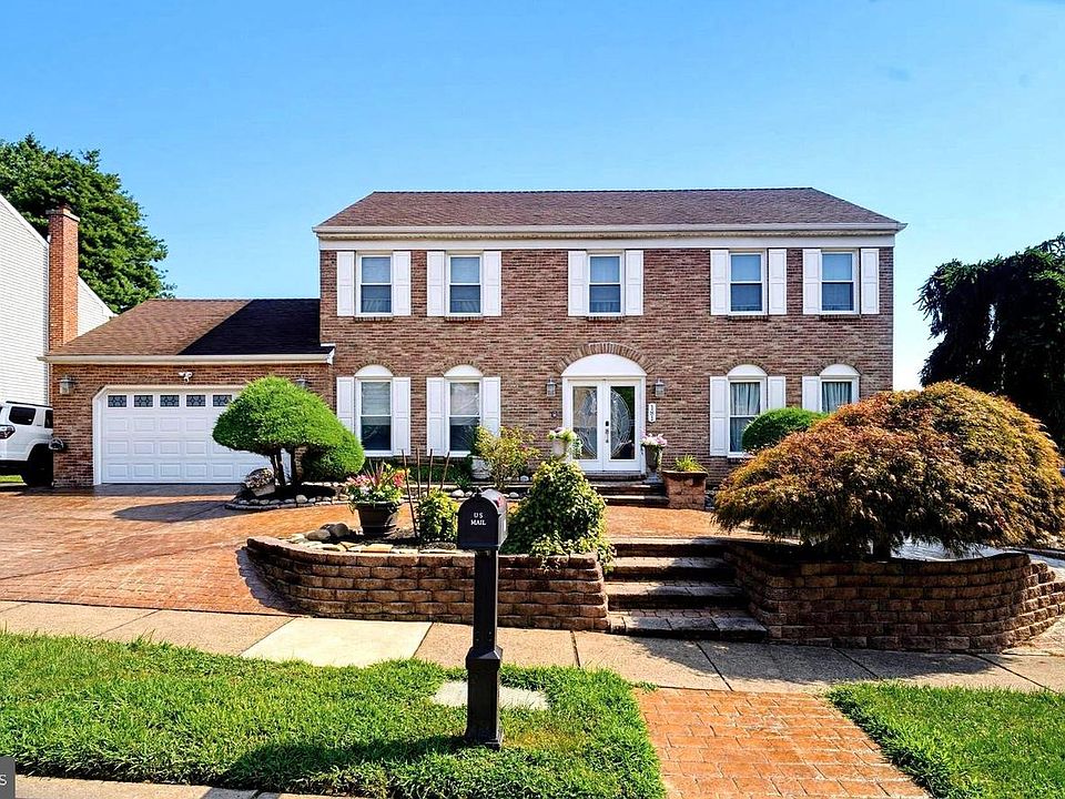 1st image of 181 Pheasant Ln