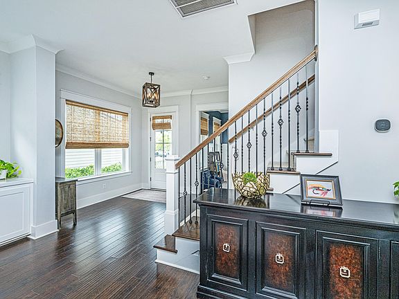 5th image of 2962 Clearwater Dr