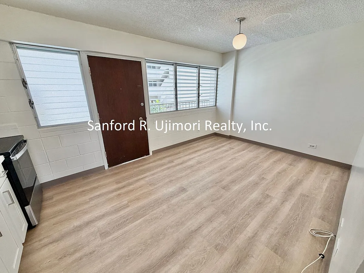 Building Photo - 1620 Keeaumoku St #202
