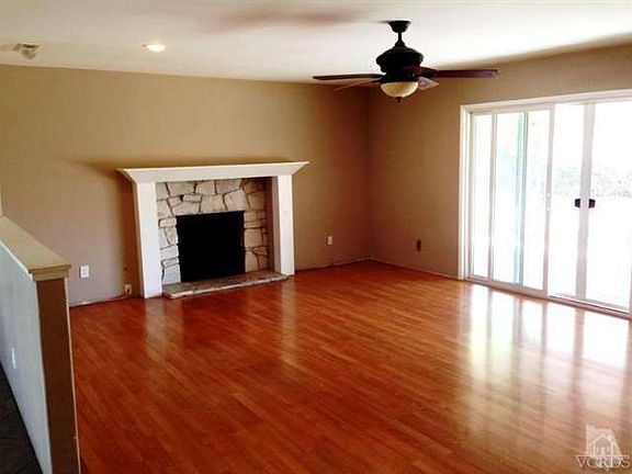 5th image of 391 Teasdale St
