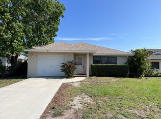 753 105th Ave N, Naples, FL 34108